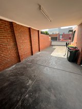 https://images.listonce.com.au/custom/160x/listings/1a-inverness-street-brunswick-east-vic-3057/769/01702769_img_11.jpg?c6r9E6P9u8k