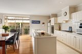 https://images.listonce.com.au/custom/160x/listings/1a-john-street-kew-vic-3101/763/00136763_img_04.jpg?mrePi3u0ioE