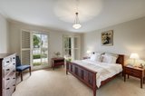 https://images.listonce.com.au/custom/160x/listings/1a-john-street-kew-vic-3101/763/00136763_img_05.jpg?bFT07pMDoz0