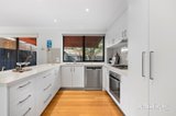 https://images.listonce.com.au/custom/160x/listings/1a-kalimna-street-vermont-vic-3133/223/01895223_img_05.jpg?q8hXkOPNwg4