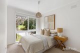 https://images.listonce.com.au/custom/160x/listings/1a-mccarthy-grove-montmorency-vic-3094/815/01970815_img_12.jpg?AEY3UuqmusQ