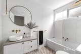 https://images.listonce.com.au/custom/160x/listings/1a-mccarthy-grove-montmorency-vic-3094/815/01970815_img_13.jpg?qnFi9zaRiPw