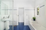 https://images.listonce.com.au/custom/160x/listings/1a-montague-avenue-glen-iris-vic-3146/930/01646930_img_07.jpg?547d0NNfQQs