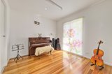 https://images.listonce.com.au/custom/160x/listings/1a-pamela-street-mount-waverley-vic-3149/459/00139459_img_05.jpg?g9Ltzfi2H2U