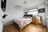 https://images.listonce.com.au/custom/160x/listings/1a-paproth-grove-altona-north-vic-3025/827/01969827_img_09.jpg?M2BDgwiD0UY