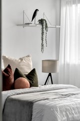 https://images.listonce.com.au/custom/160x/listings/1a-rollo-street-coburg-north-vic-3058/137/01287137_img_14.jpg?VNbPorizbkg