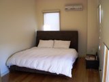 https://images.listonce.com.au/custom/160x/listings/1a-saltley-street-south-kingsville-vic-3015/773/01613773_img_04.jpg?VM8QiuY759I