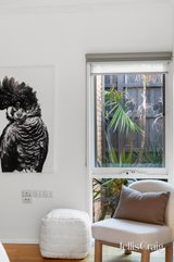 https://images.listonce.com.au/custom/160x/listings/1a-tatong-road-brighton-east-vic-3187/056/01935056_img_20.jpg?8bHYgquWSt4