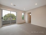 https://images.listonce.com.au/custom/160x/listings/1a-theresa-street-bentleigh-vic-3204/005/01831005_img_05.jpg?zoN7lMsHBvE