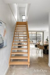 https://images.listonce.com.au/custom/160x/listings/1a-toni-street-doncaster-vic-3108/305/01938305_img_05.jpg?cCKDhWuUKtY