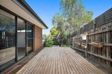 https://images.listonce.com.au/custom/160x/listings/1a-yuruga-court-mooroolbark-vic-3138/175/01982175_img_03.jpg?yxoN7BncJek