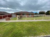 https://images.listonce.com.au/custom/160x/listings/1a1-fulham-court-grovedale-vic-3216/256/01836256_img_08.jpg?q_1TNUwdW_Y