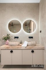 https://images.listonce.com.au/custom/160x/listings/1b-golf-avenue-mount-waverley-vic-3149/379/01991379_img_16.jpg?XcyoXgubWCo