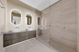 https://images.listonce.com.au/custom/160x/listings/1b-irving-avenue-murrumbeena-vic-3163/330/01771330_img_10.jpg?NdxIwjHEJUk