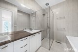 https://images.listonce.com.au/custom/160x/listings/1b-oloughlan-street-ormond-vic-3204/377/01740377_img_08.jpg?WvVFtOmxlqM