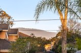 https://images.listonce.com.au/custom/160x/listings/1b-view-road-glen-waverley-vic-3150/103/01978103_img_09.jpg?x3PITLUIGEs
