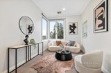 https://images.listonce.com.au/custom/160x/listings/1b-vista-avenue-mount-waverley-vic-3149/269/01533269_img_06.jpg?hNf2vJCCvc0