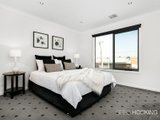 https://images.listonce.com.au/custom/160x/listings/1c-eames-avenue-brooklyn-vic-3012/207/01202207_img_05.jpg?vhiSYm9tw7s