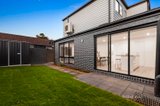 https://images.listonce.com.au/custom/160x/listings/1c-kiandra-street-mornington-vic-3931/475/01539475_img_14.jpg?r-cWJPI7O3w