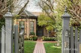 https://images.listonce.com.au/custom/160x/listings/1c-linda-crescent-hawthorn-vic-3122/232/01742232_img_03.jpg?OZmnlPTrfdE