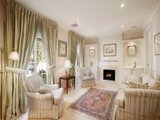 https://images.listonce.com.au/custom/160x/listings/1c-salford-avenue-balwyn-vic-3103/933/01684933_img_02.jpg?ogn4B9-_auc