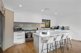 https://images.listonce.com.au/custom/160x/listings/1d-roalies-place-campbells-creek-vic-3451/410/01537410_img_04.jpg?WJAo3-ovG9M