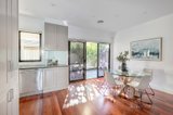 https://images.listonce.com.au/custom/160x/listings/1f-tovan-akas-avenue-bentleigh-vic-3204/761/00937761_img_06.jpg?P5xfAL_BeDU