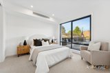 https://images.listonce.com.au/custom/160x/listings/2-2a-zander-court-doncaster-vic-3108/316/01871316_img_09.jpg?x4qWQAEJ66s