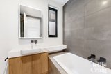 https://images.listonce.com.au/custom/160x/listings/2-33-duckmanton-court-bentleigh-east-vic-3165/796/01721796_img_11.jpg?wJJzvQJhZqc
