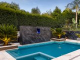 https://images.listonce.com.au/custom/160x/listings/2-4-camber-avenue-park-orchards-vic-3114/434/01718434_img_21.jpg?kmie-47vZ_k