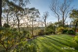 https://images.listonce.com.au/custom/160x/listings/2-4-stringy-bark-rise-croydon-north-vic-3136/756/01741756_img_03.jpg?UIS56YebBe0