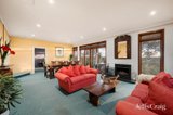 https://images.listonce.com.au/custom/160x/listings/2-4-stringy-bark-rise-croydon-north-vic-3136/756/01741756_img_11.jpg?4M9LH5o779k