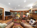 https://images.listonce.com.au/custom/160x/listings/2-8-french-street-croydon-vic-3136/691/01525691_img_04.jpg?lWXP8xJIa0I