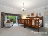 https://images.listonce.com.au/custom/160x/listings/2-8-french-street-croydon-vic-3136/691/01525691_img_13.jpg?mt3zD-06R3w