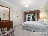 https://images.listonce.com.au/custom/160x/listings/2-8-french-street-croydon-vic-3136/691/01525691_img_15.jpg?xeGo3BI4pVU