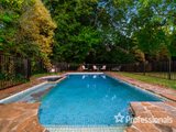 https://images.listonce.com.au/custom/160x/listings/2-8-french-street-croydon-vic-3136/691/01525691_img_19.jpg?G-oS9hpNa0U