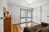 https://images.listonce.com.au/custom/160x/listings/2-acland-close-mulgrave-vic-3170/977/01521977_img_05.jpg?jGivelH0r-8