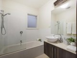 https://images.listonce.com.au/custom/160x/listings/2-acre-place-malvern-vic-3144/885/00980885_img_05.jpg?sZvoaImYw5U