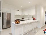 https://images.listonce.com.au/custom/160x/listings/2-adriana-close-mooroolbark-vic-3138/328/01526328_img_07.jpg?ysyH5g_Pvjk