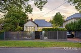 https://images.listonce.com.au/custom/160x/listings/2-alexandra-avenue-canterbury-vic-3126/707/01895707_img_01.jpg?xzGJxXpe0UI