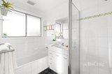 https://images.listonce.com.au/custom/160x/listings/2-aminya-crescent-yallambie-vic-3085/063/01951063_img_14.jpg?kcynAJCufPs