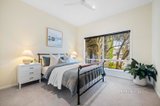 https://images.listonce.com.au/custom/160x/listings/2-andelana-court-sorrento-vic-3943/167/01595167_img_09.jpg?M0JMldGQj08