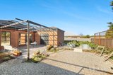 https://images.listonce.com.au/custom/160x/listings/2-armstrong-court-kyneton-vic-3444/564/01930564_img_12.jpg?4JQl3U_rVHY