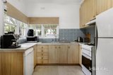 https://images.listonce.com.au/custom/160x/listings/2-armstrong-street-beaumaris-vic-3193/203/01933203_img_04.jpg?I6MyyB6COFI