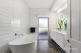 https://images.listonce.com.au/custom/160x/listings/2-arnold-drive-donvale-vic-3111/777/01814777_img_12.jpg?SS2JMxTAOW0