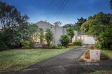 https://images.listonce.com.au/custom/160x/listings/2-banfield-square-mount-waverley-vic-3149/907/01331907_img_01.jpg?k0D2S4eN3JM