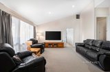 https://images.listonce.com.au/custom/160x/listings/2-barbara-court-mooroolbark-vic-3138/647/01626647_img_02.jpg?QIyf68Gmvi0