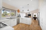 https://images.listonce.com.au/custom/160x/listings/2-barbara-court-mooroolbark-vic-3138/647/01626647_img_04.jpg?jVCgTzfHY4Y