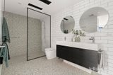 https://images.listonce.com.au/custom/160x/listings/2-barbara-crescent-avondale-heights-vic-3034/907/01808907_img_09.jpg?lEgoWE1sU14