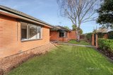 https://images.listonce.com.au/custom/160x/listings/2-barclay-drive-cheltenham-vic-3192/029/01551029_img_13.jpg?Cv5CERcZe9Q